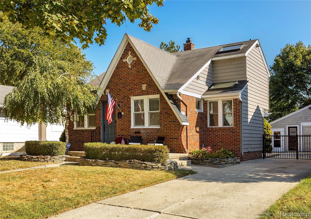 707 S Alexander Avenue, Royal Oak, MI 48067 — Photo 2