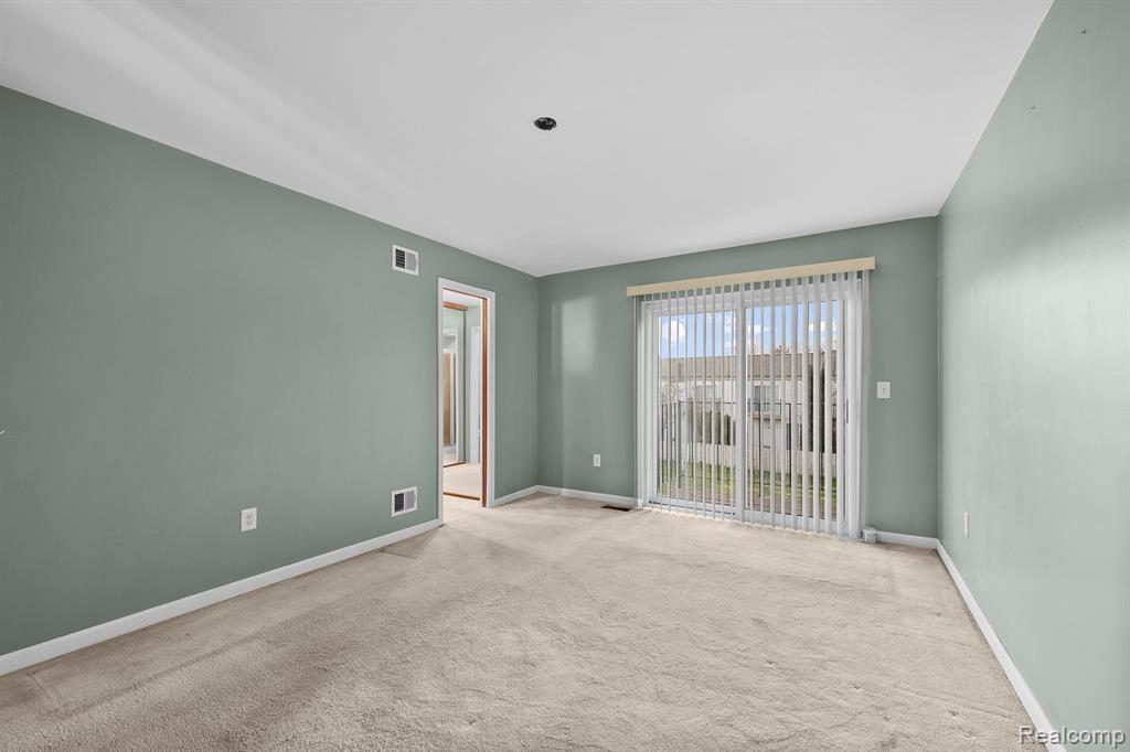 24435 BASHIAN Drive, Novi, MI — Photo 19
