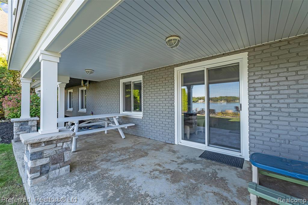 7660 Maceday Lake Road, Waterford, MI 48329 — Photo 87