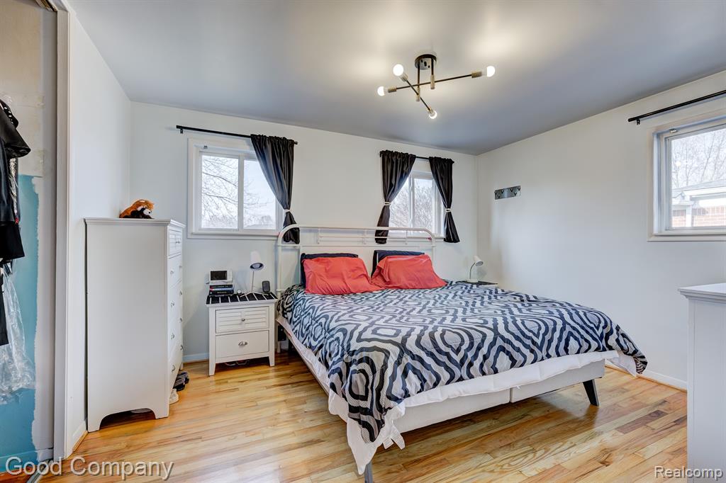 9062 SHANNON Drive, Sterling Heights, MI 48314 — Photo 15