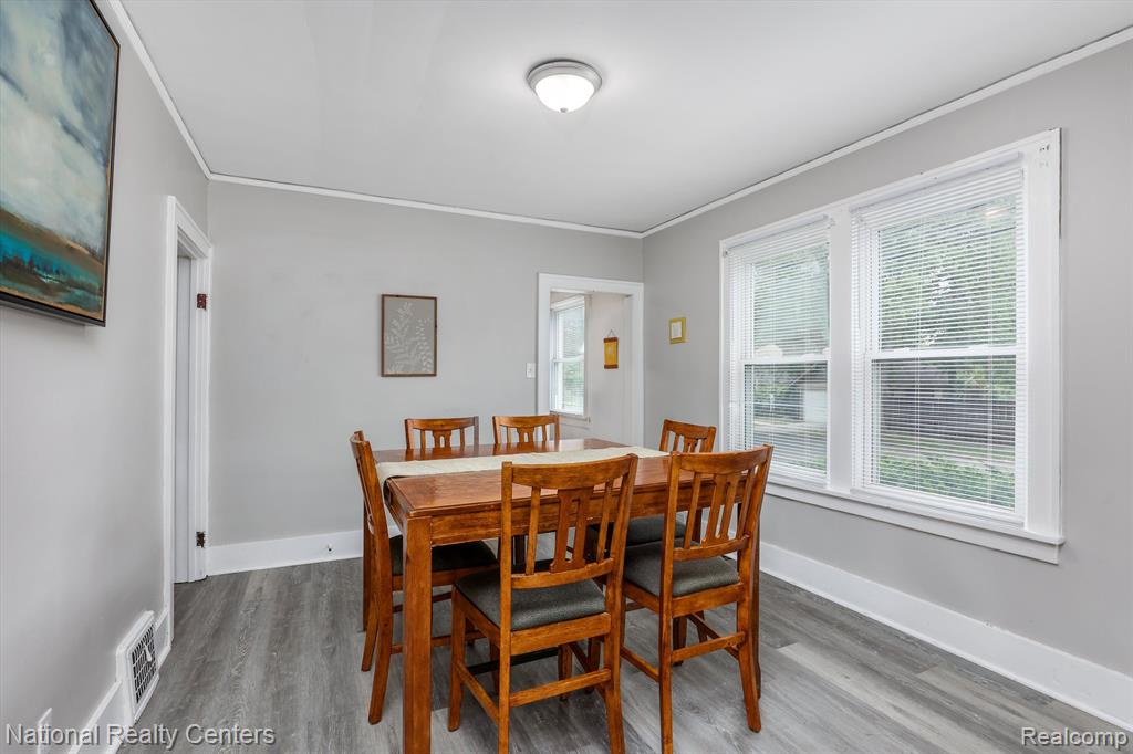 295 Eastlawn Street, Detroit, MI 48215 — Photo 8