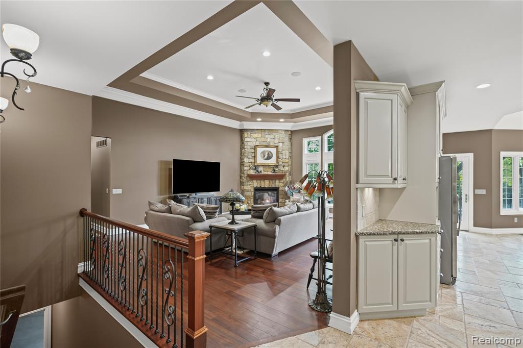 3074 POND Road, Leonard, MI 48367 — Photo 25