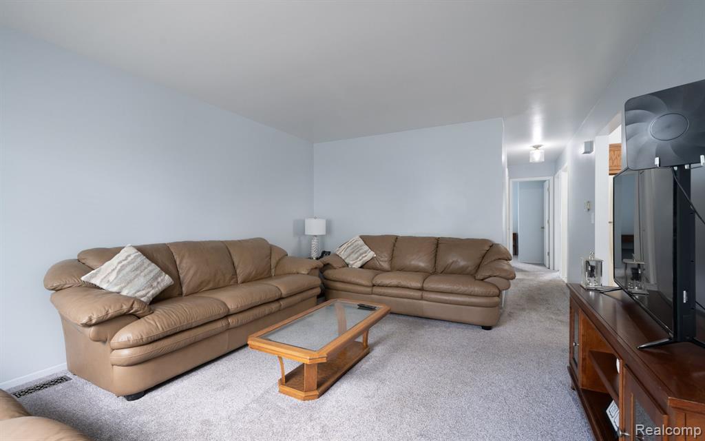 27860 Kaufman Street, Roseville, MI 48066 — Photo 7