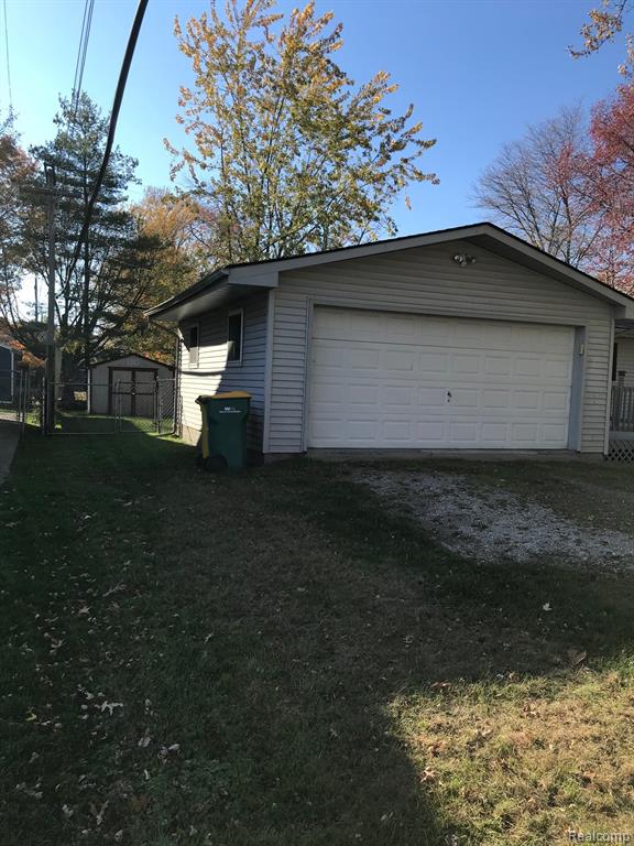 50763 Lenox Street, New Baltimore, MI 48047 — Photo 3