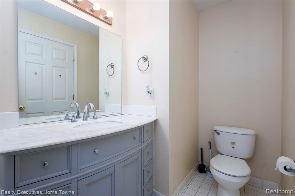 4289 BERKSHIRE, Sterling Heights, MI 48314 — Photo 26