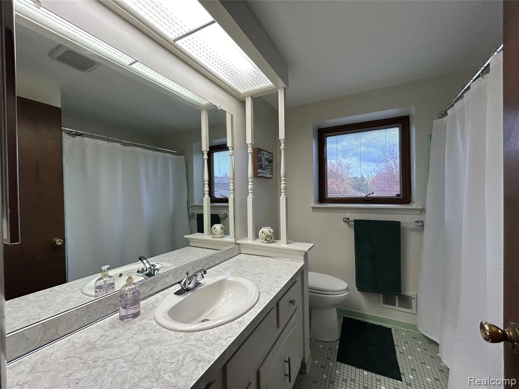 6838 Bostonhill Lane, Canton, MI 48187 — Photo 24