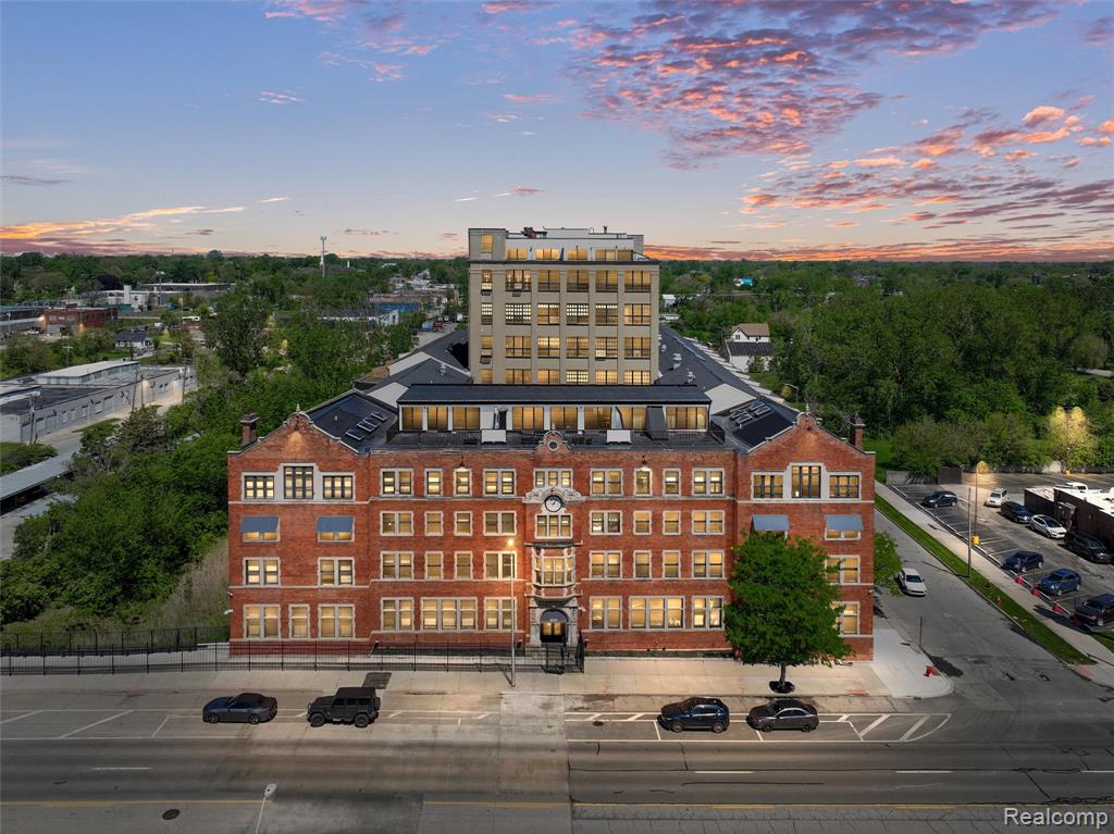 6533 E Jefferson, 312, Detroit, MI 48207 — front exterior