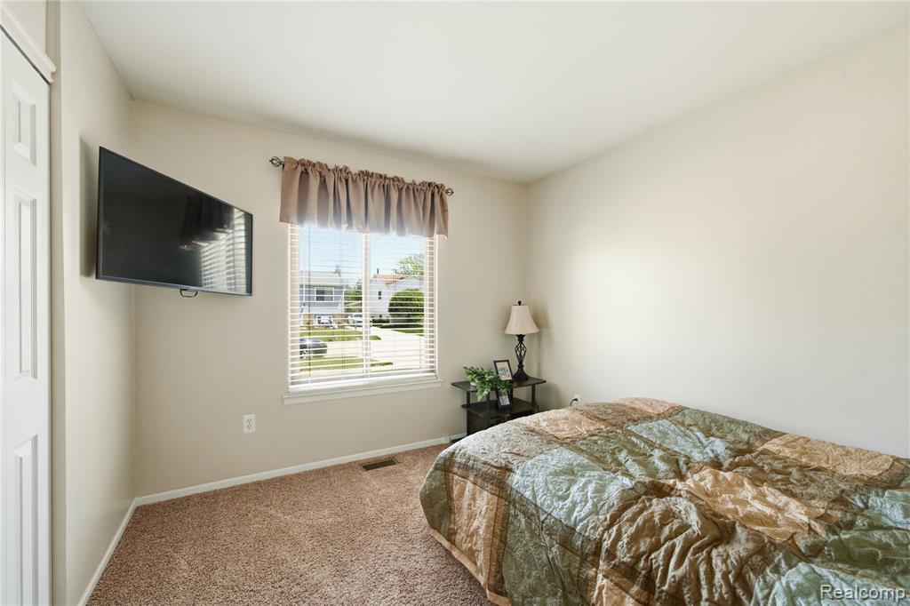 32138 Glaser Road, Rockwood, MI — Photo 17