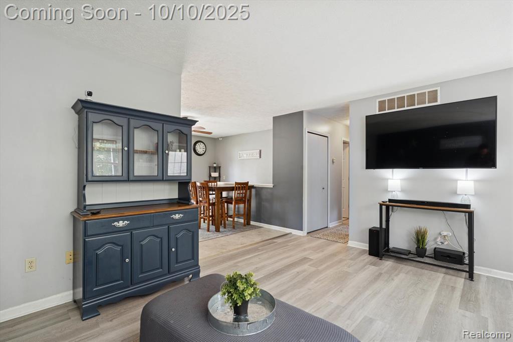 5174 Weller Road, Gregory, MI 48137 — Photo 10