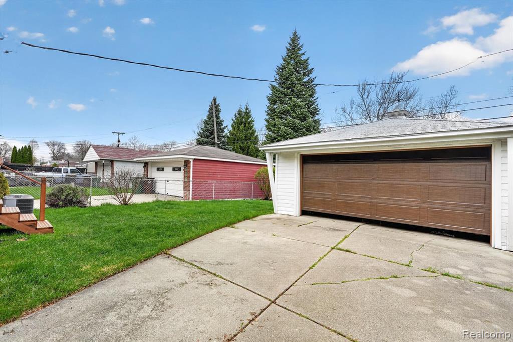 12984 Callender Street, Southgate, MI 48195 — Photo 43