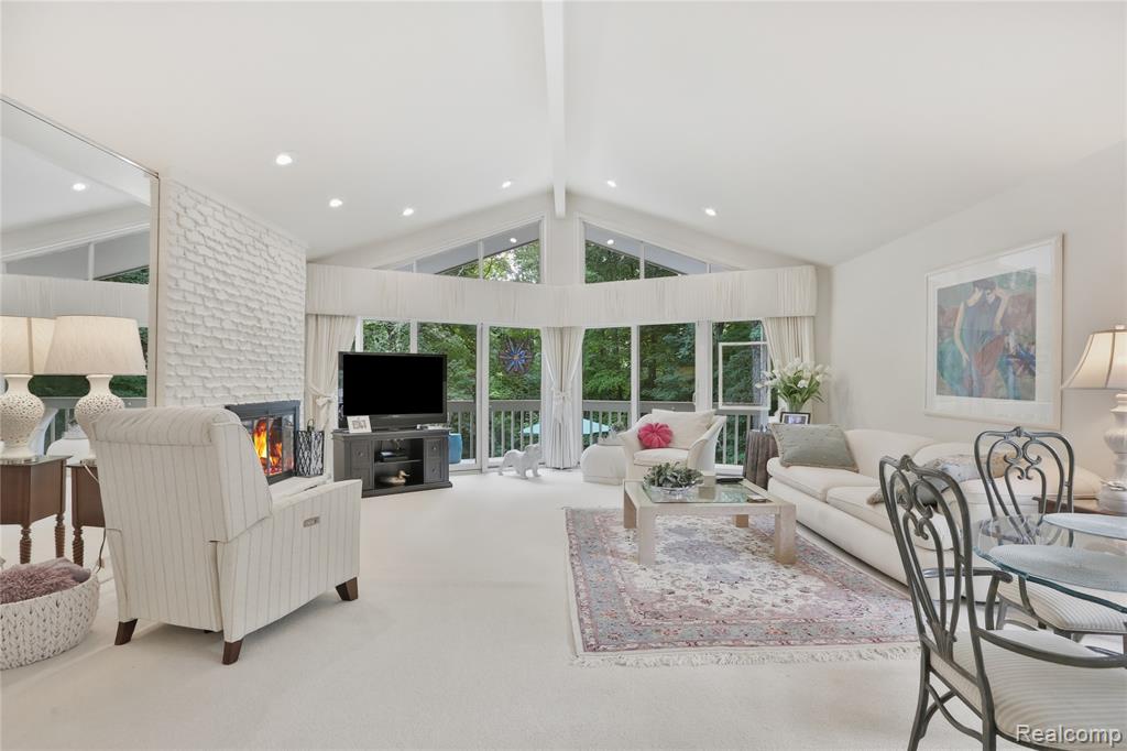 4070 Cross Road, White Lake, MI — Photo 5
