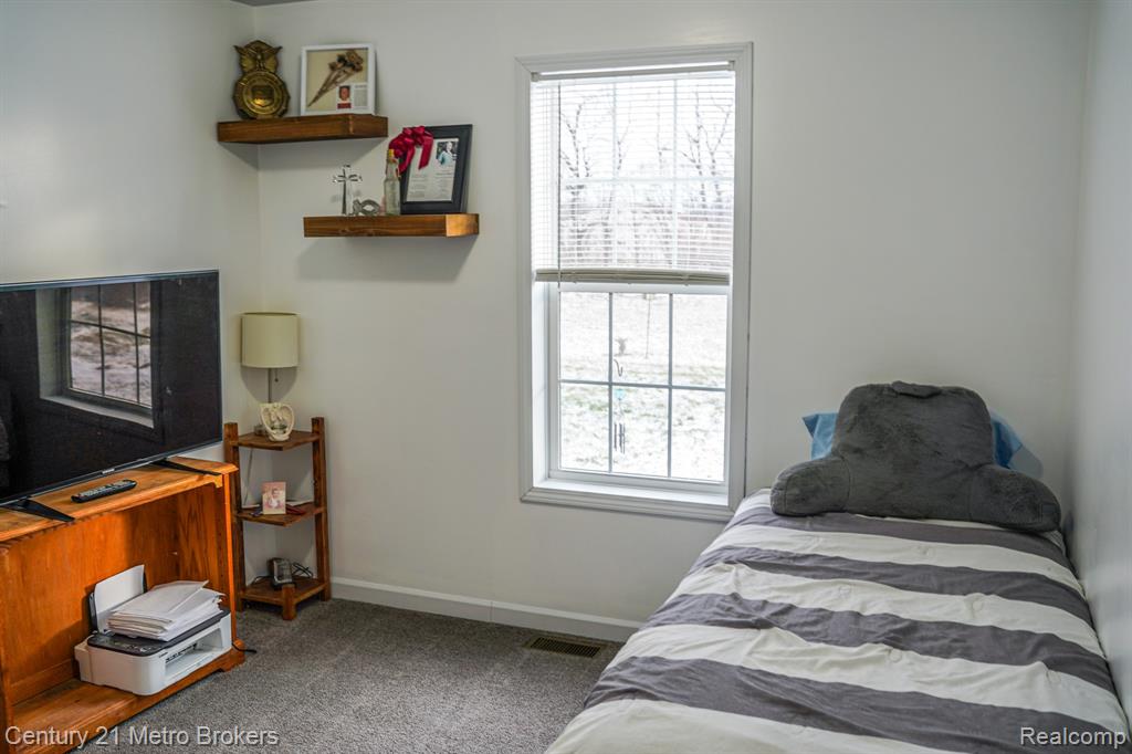 6449 Oliver Road, Fostoria, MI 48435 — Photo 8