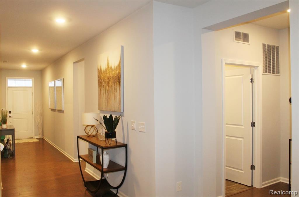 3761 Park Creek Lane, Canton, MI, 48188