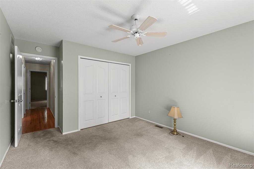 6546 Quail Run Circle, Westland, MI — Photo 23