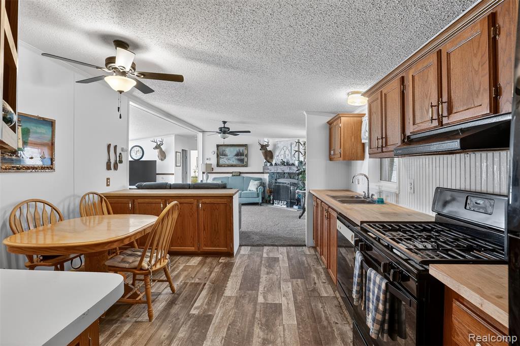 700 Obrien Road, Mayville Vlg, MI 48744 — Photo 2