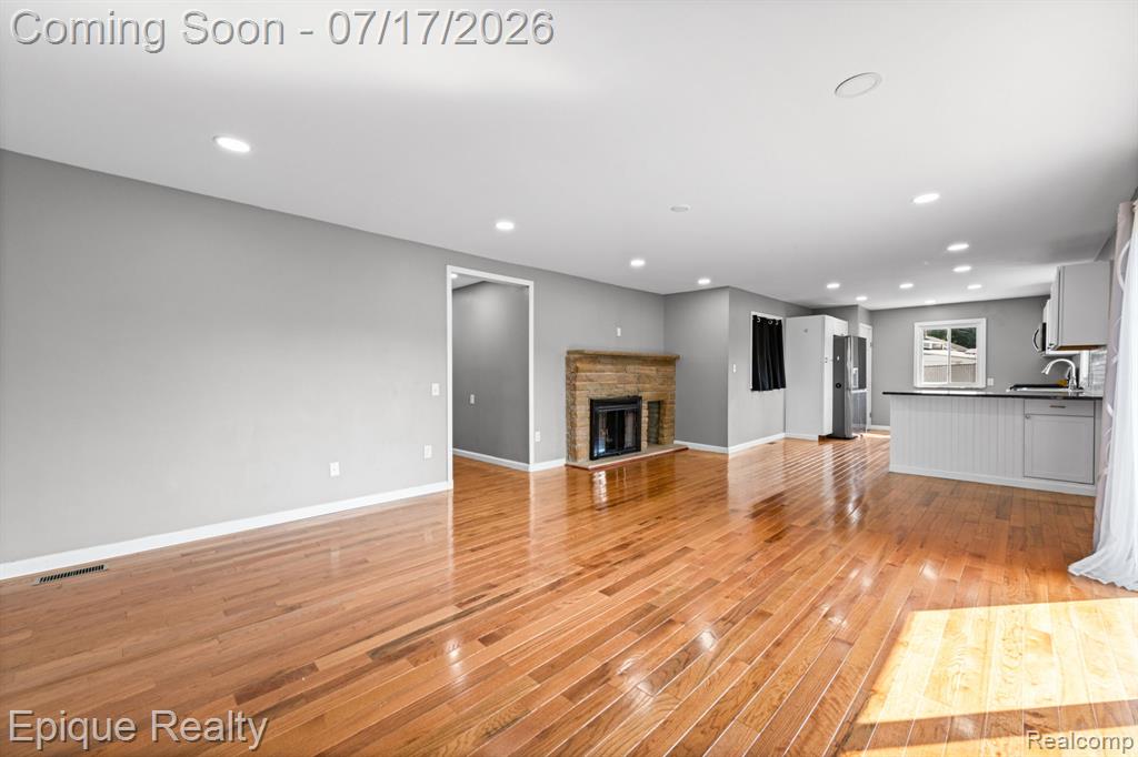 5155 Gratiot Avenue, St. Clair, MI 48079 — Photo 11