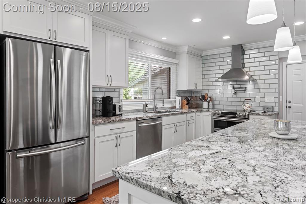 5570 Tadworth Place, West Bloomfield, MI — Photo 16