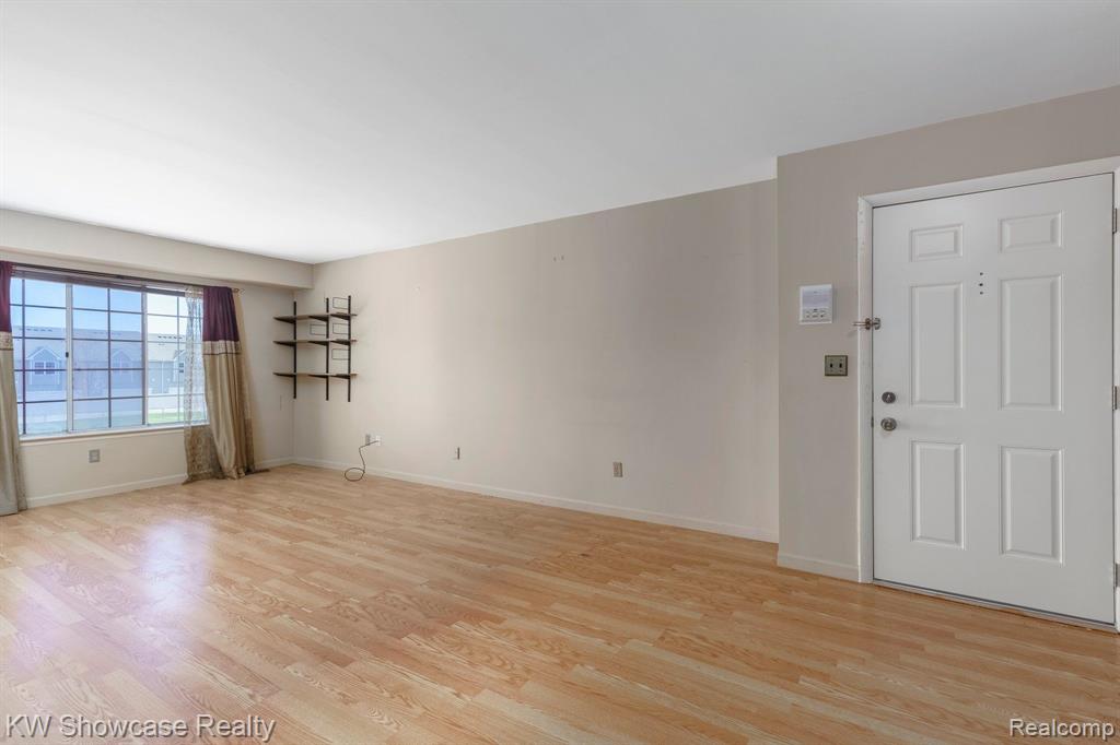 30236 SOUTHFIELD Road, 263, Southfield, MI 48076 — Photo 5