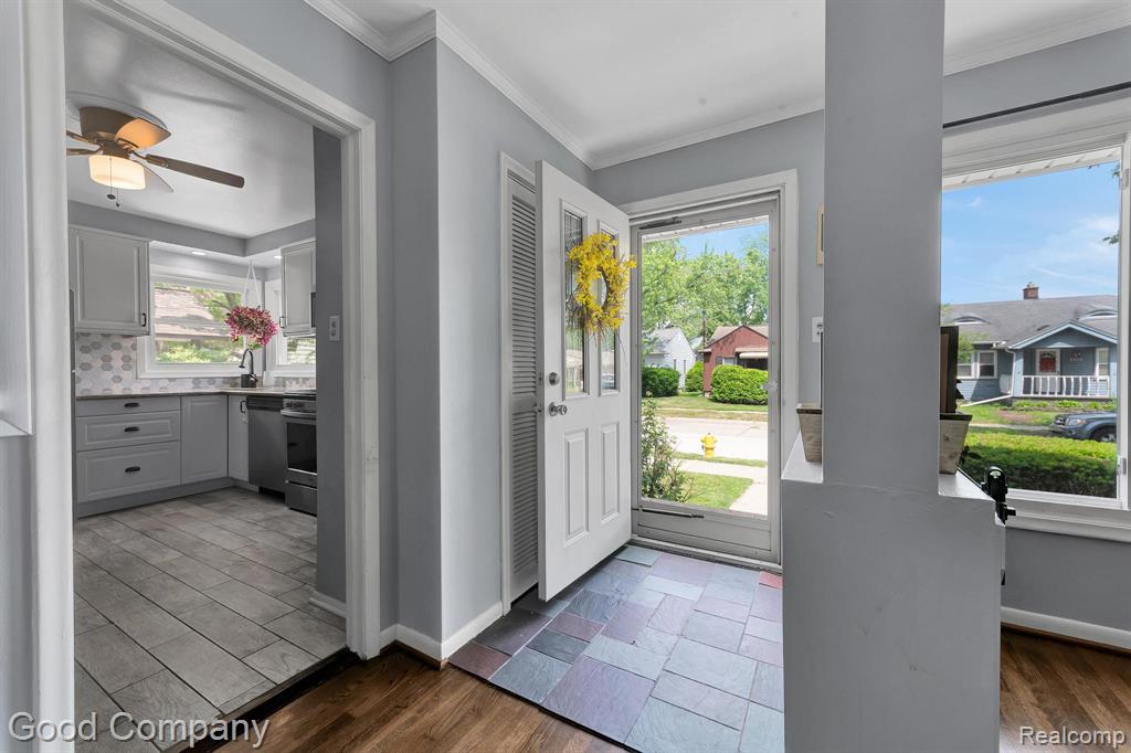 3979 Royal Avenue, Berkley, MI 48072 — Photo 2