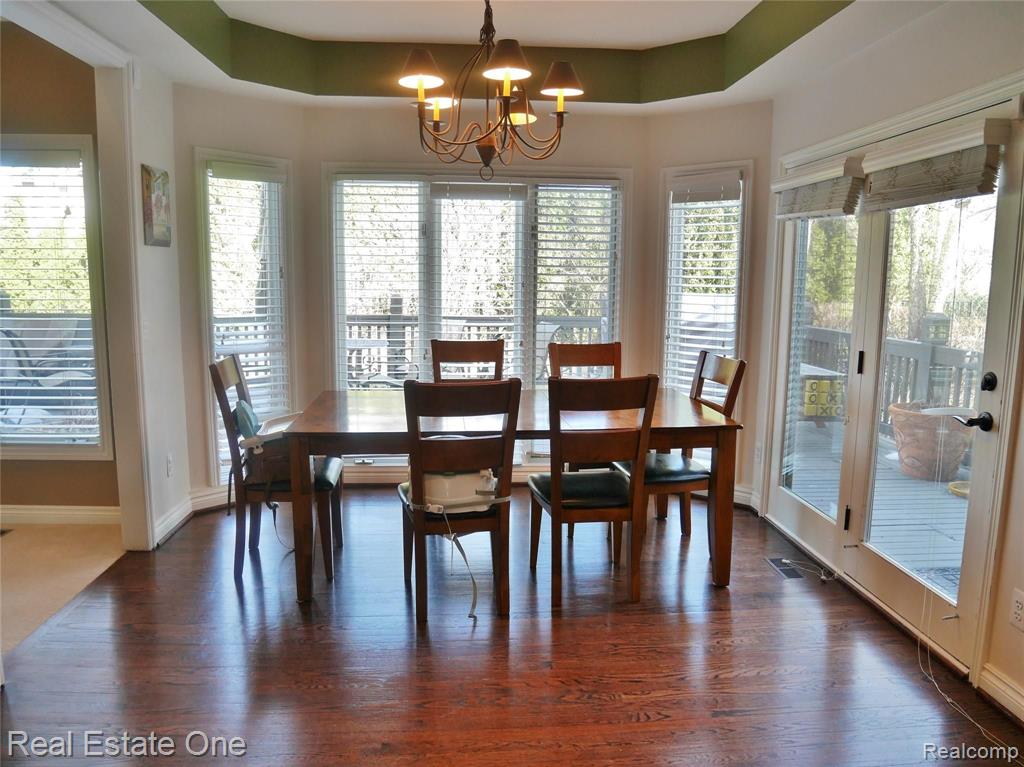 5846 CLEARVIEW Drive, Troy, MI 48098 — Photo 17