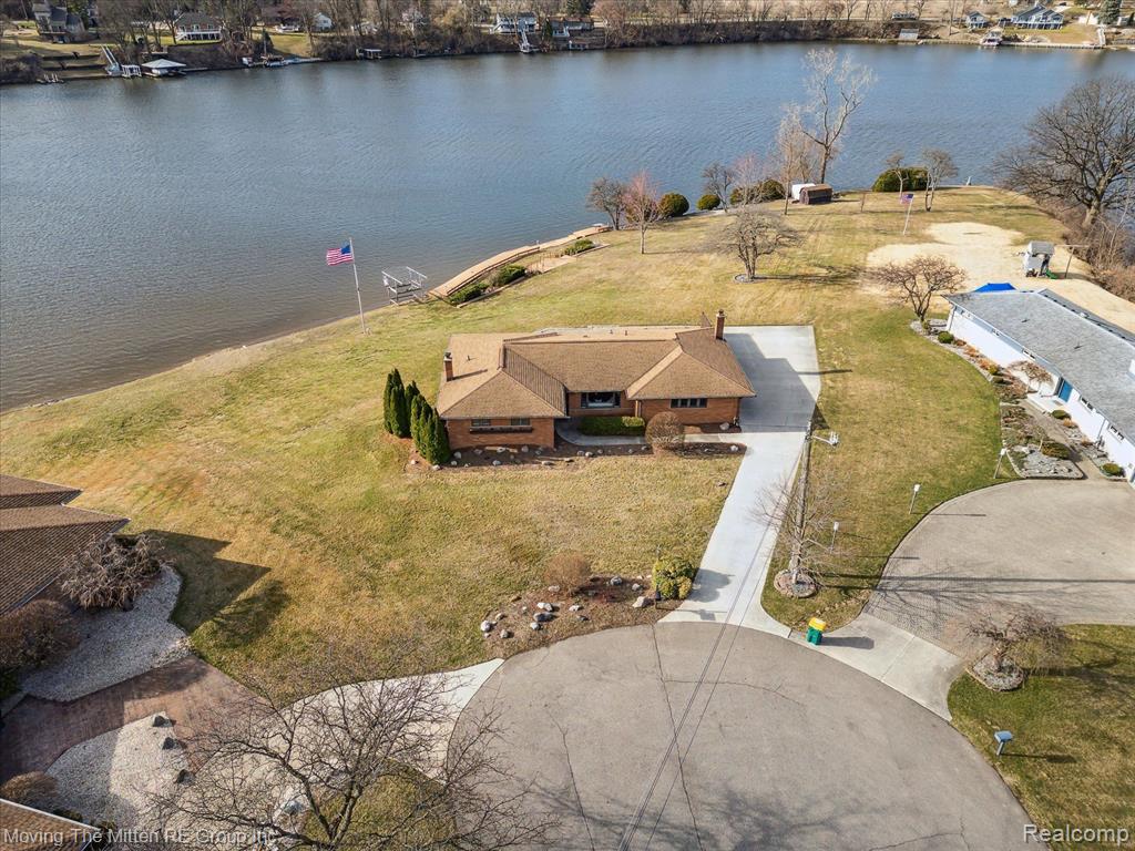 47853 N SHORE Drive, Van Buren, MI 48111 — Photo 51