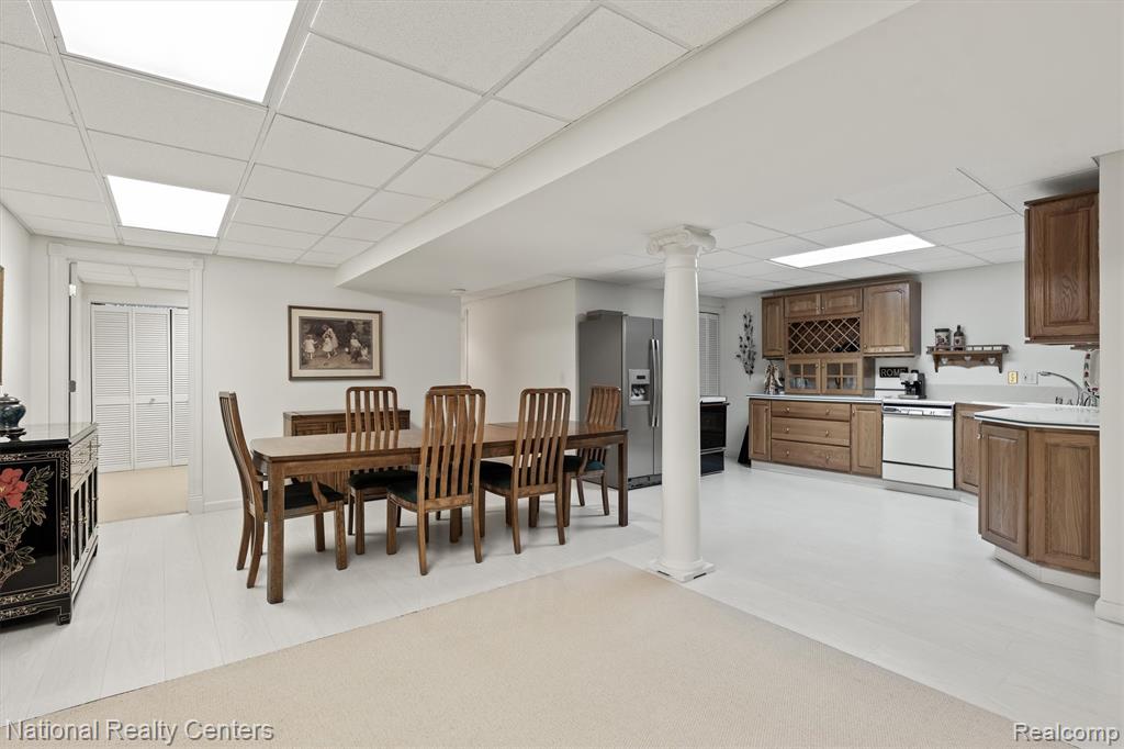 4297 Mario Court, Plymouth, MI 48170 — Photo 33