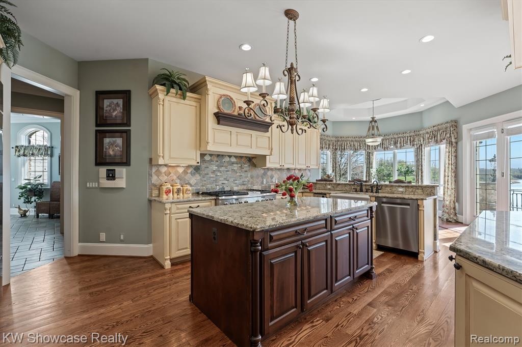 4334 Terra Ridge Drive, Milford, MI 48381 — Photo 30