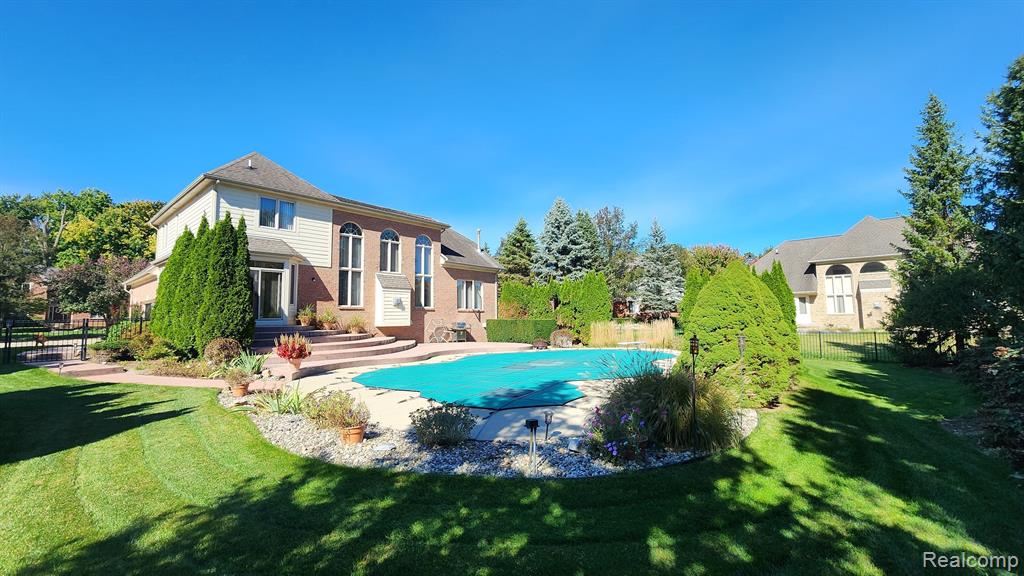 49828 SHELBY CREEK Drive, Shelby Twp, MI 48317 — Photo 52