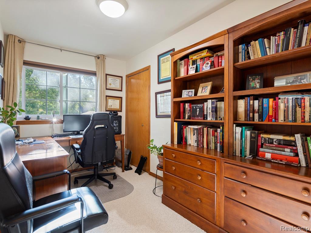 62 S WASHINGTON Street, Lake Orion, MI 48362 — Photo 22