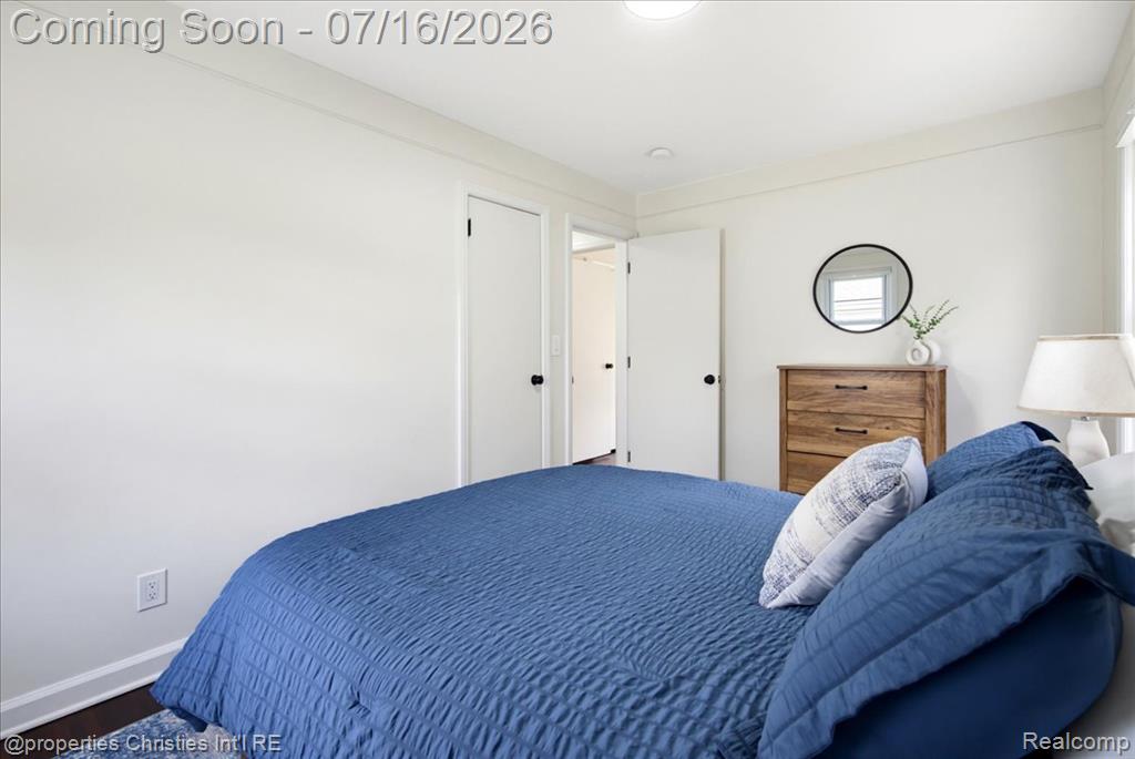 26642 York Road, Huntington Woods, MI — Photo 21