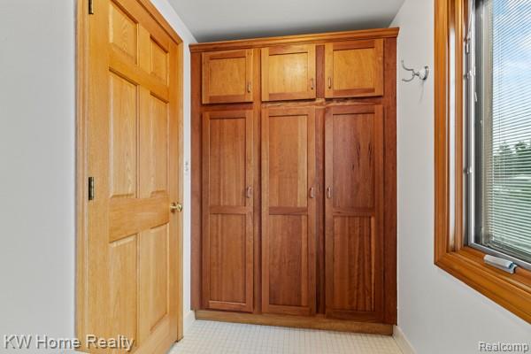 4568 Rolling Ridge Road, West Bloomfield, MI 48323 — Photo 49