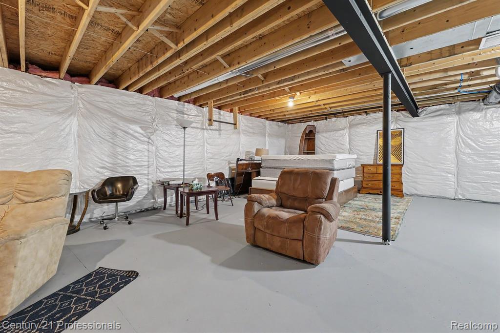 49455 Messara Drive, Macomb, MI 48042 — Photo 36
