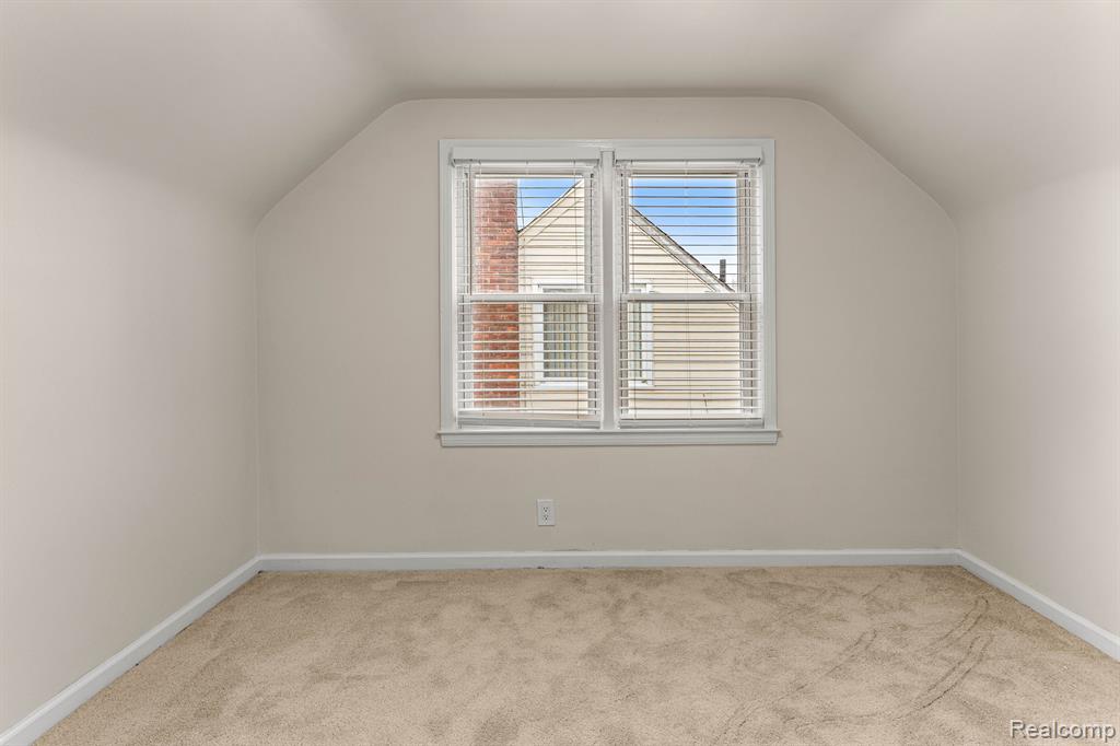 4425 GRINDLEY PARK Street, Dearborn Heights, MI 48125 — Photo 21