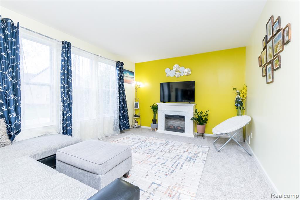 51224 Luke Lane, Novi, MI — Photo 14