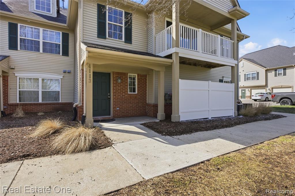 4113 Hampton Ridge Boulevard, Howell, MI 48843 — front exterior