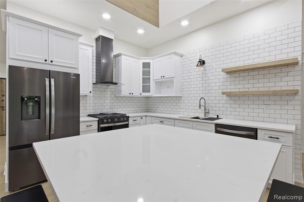 130 McKinley Drive, Troy, MI 48098 — Photo 11