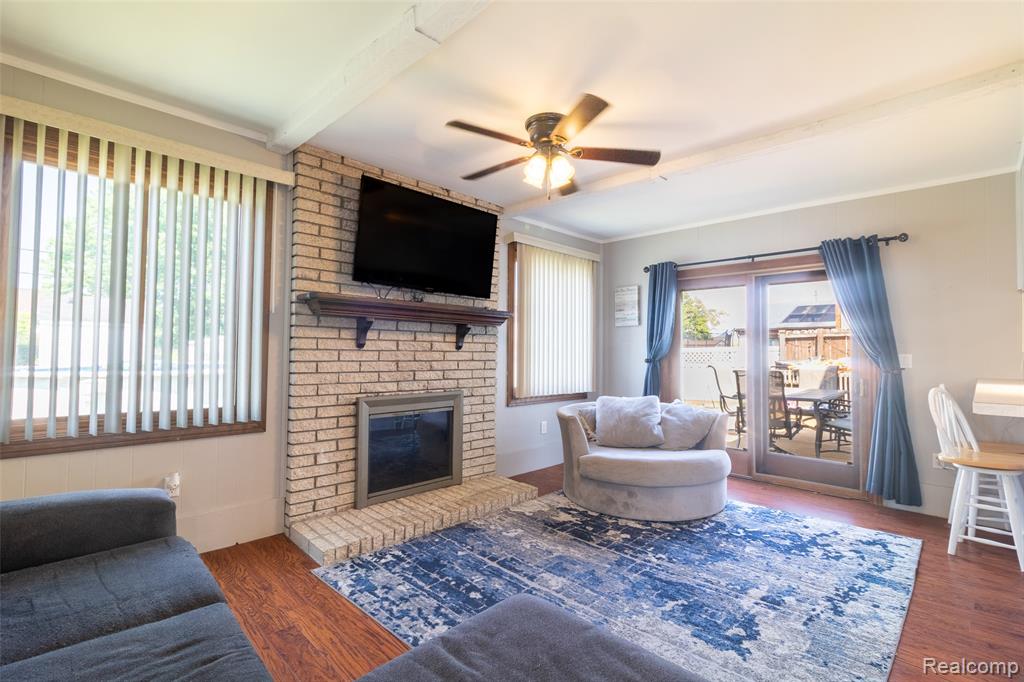 24550 Colonial Drive, Woodhaven, MI 48183 — Photo 13