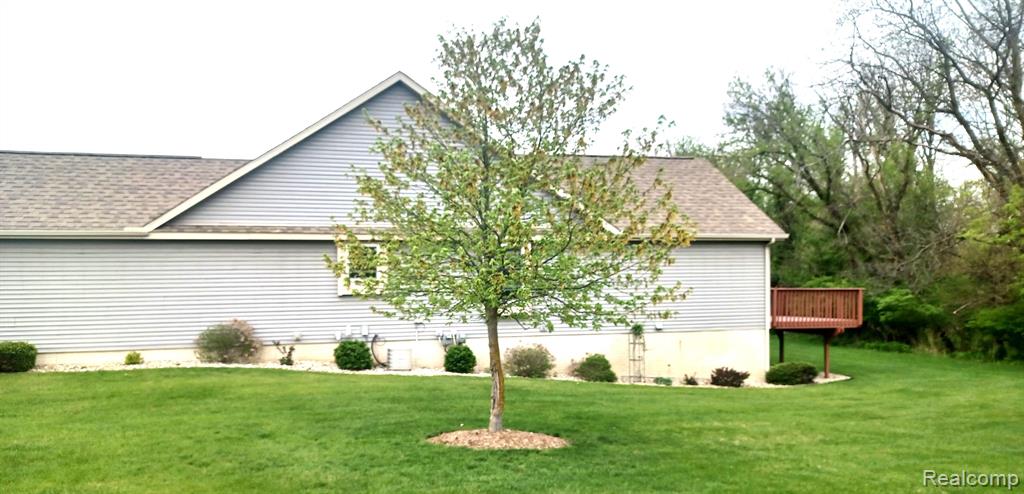 637 RIDGE Lane, B, Tecumseh, MI 49286 — Photo 5