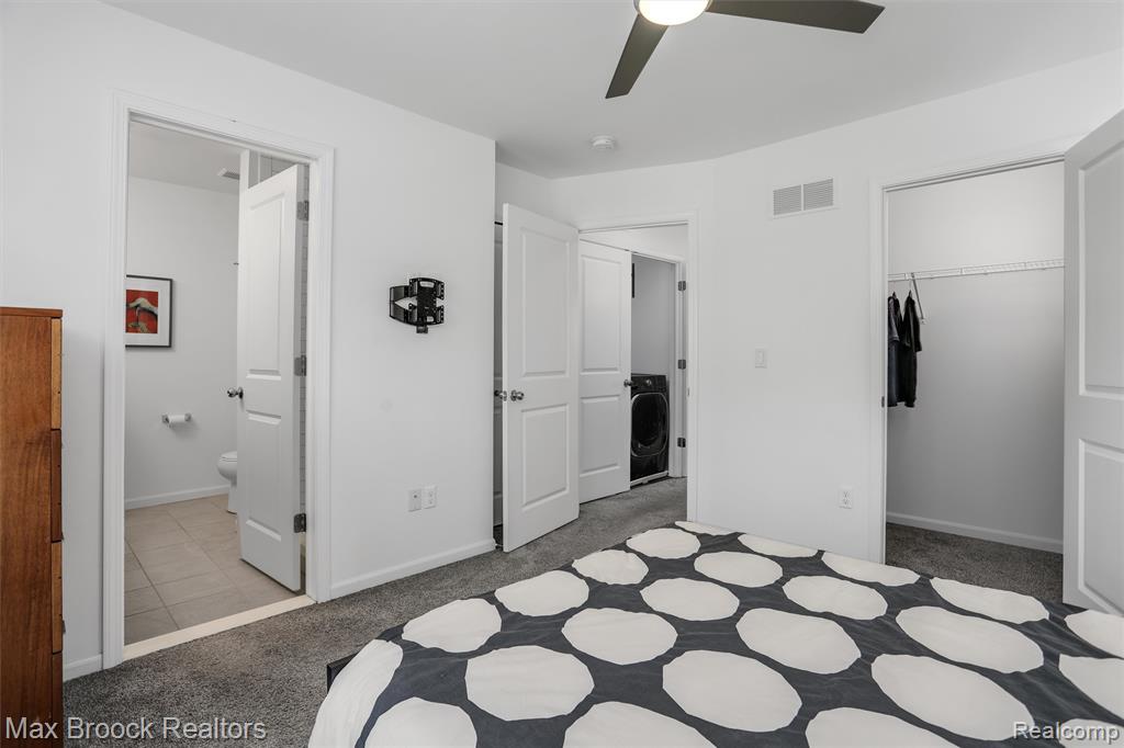 395 Glendale Lane, Ferndale, MI 48220 — Photo 18