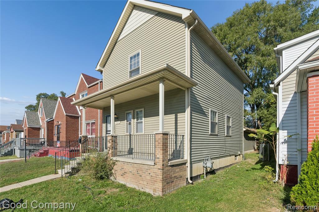 5121 Yemans Street, Hamtramck, MI 48212 — Photo 4