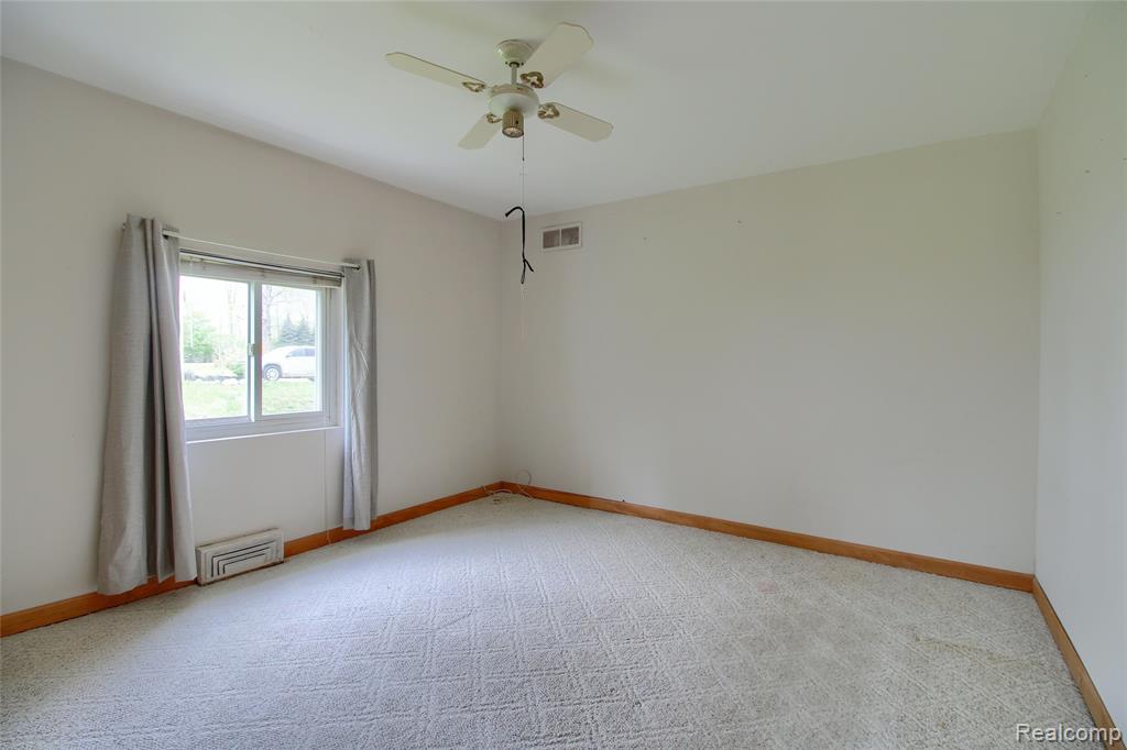30977 West Road, New Boston, MI 48164 — Photo 14