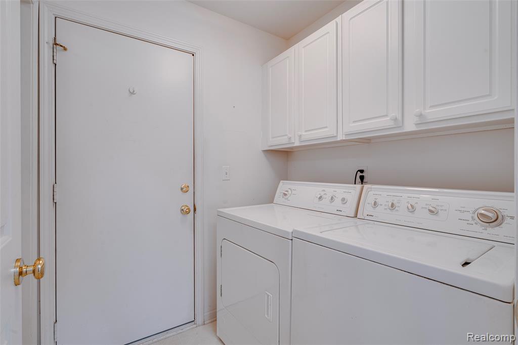 37306 Amhurst Drive, Westland, MI — Photo 20