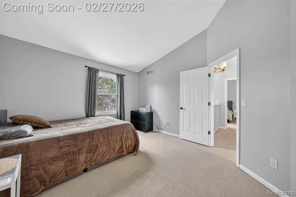 801 Linden Way, Auburn Hills, MI 48326 — Photo 22