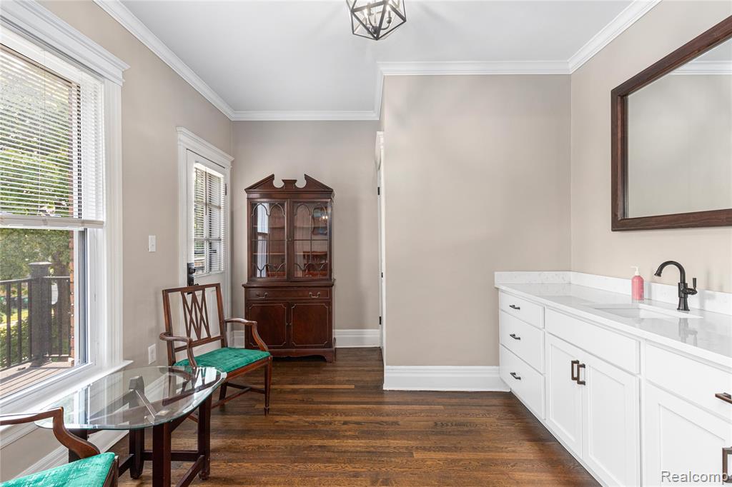 68 W Philadelphia Street, Detroit, MI 48202 — Photo 8