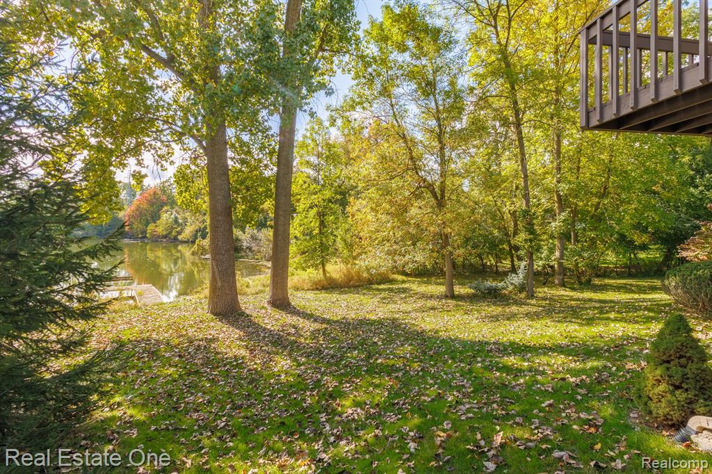 4342 MEADOW Lane, Orchard Lake Village, MI 48323 — Photo 52