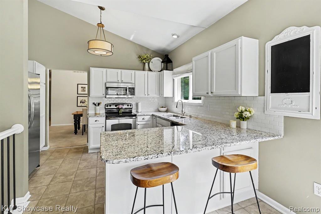 6030 N Bryan, White Lake, MI 48383 — Photo 10
