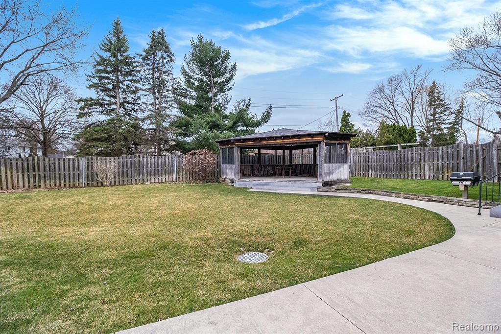 6226 WELLESLEY Drive, West Bloomfield, MI — Photo 29