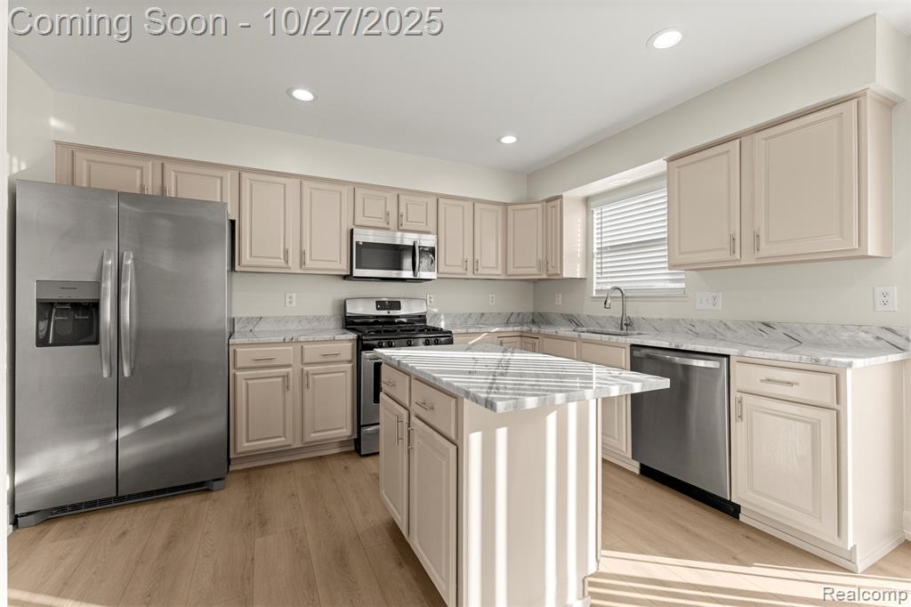 4209 Monroe Street, Dearborn Heights, MI 48125 — Photo 12