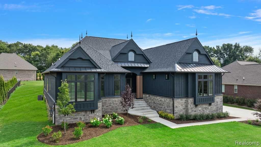 7158 SAWGRASS Drive, Washington, MI — Photo 3
