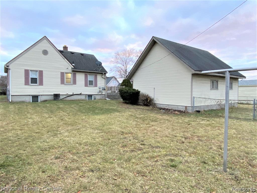 8087 CHAPP Avenue, Warren, MI 48089 — Photo 4